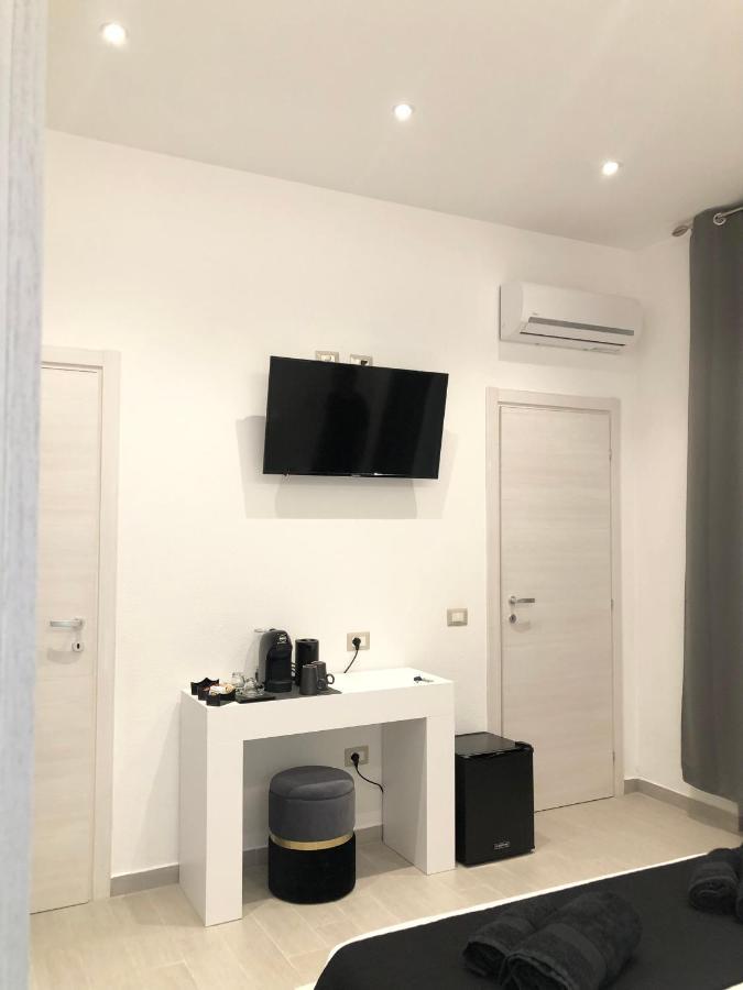 International House Olbia Otel Dış mekan fotoğraf